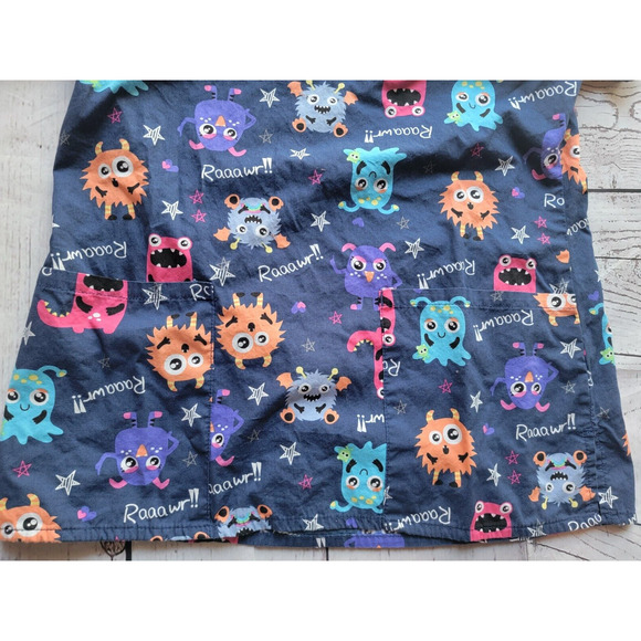 XS nurse scrub Tops winnie the pooh Pandas Monsters short sleeve tops - Picture 6 of 13